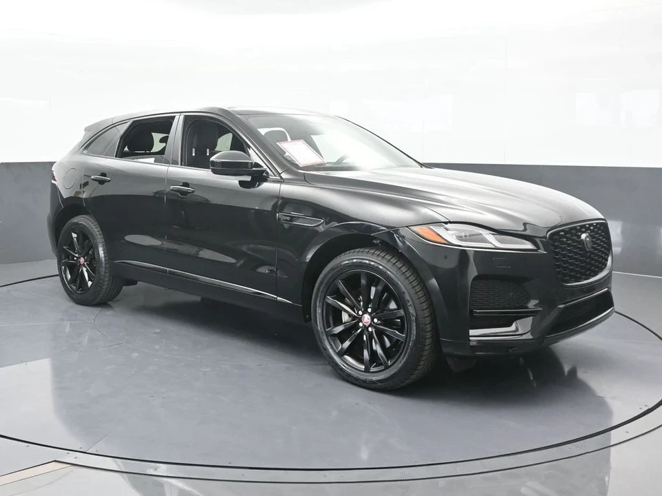 2023 Jaguar F-Pace - Image 8 of 12