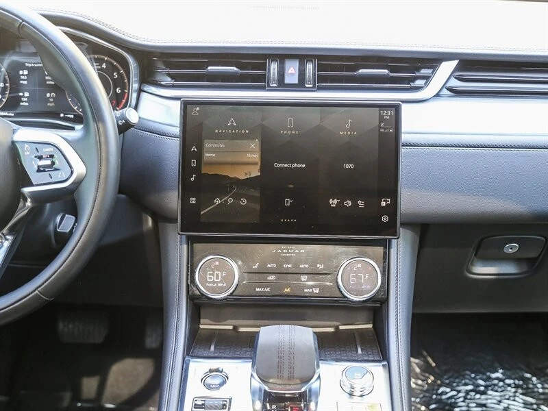 2023 Jaguar F-Pace - Image 17 of 21
