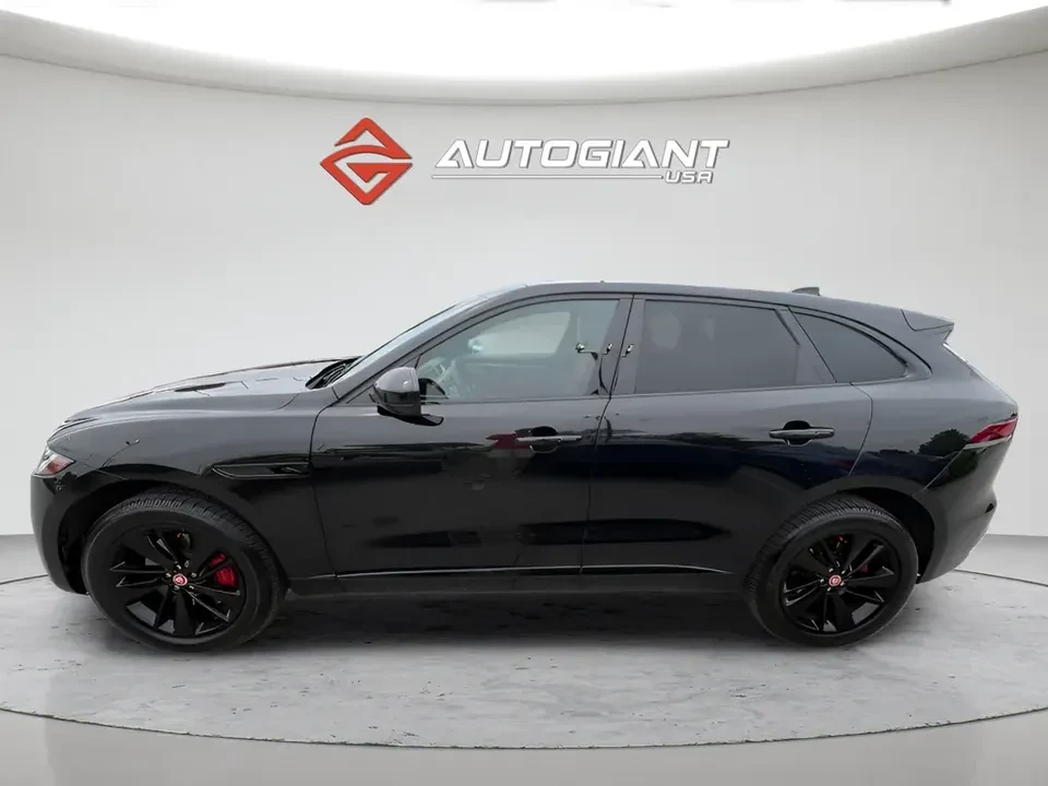 2023 Jaguar F-Pace - Image 3 of 20