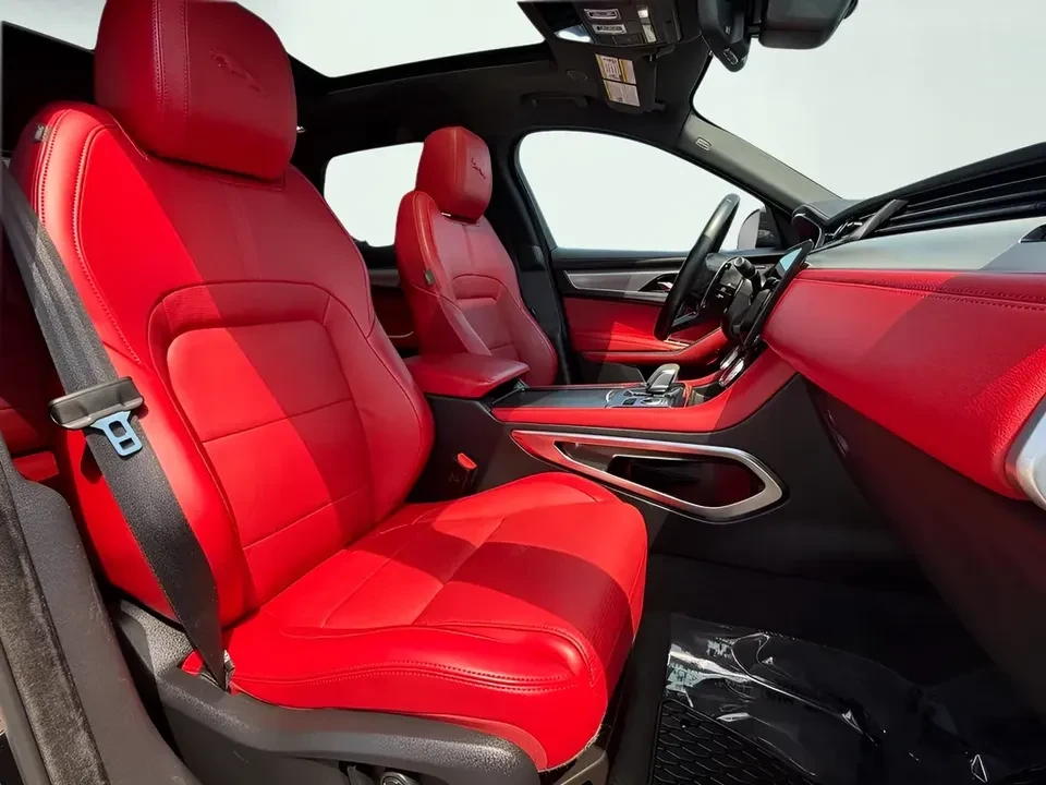 2023 Jaguar F-Pace - Image 11 of 20