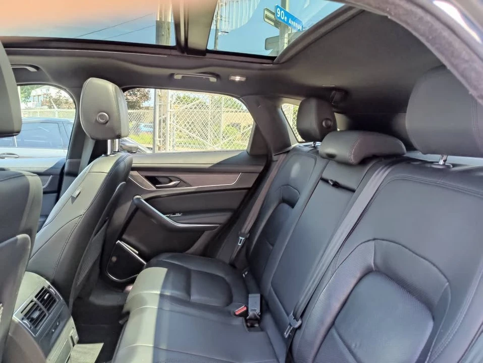 2023 Jaguar F-Pace - Image 12 of 19