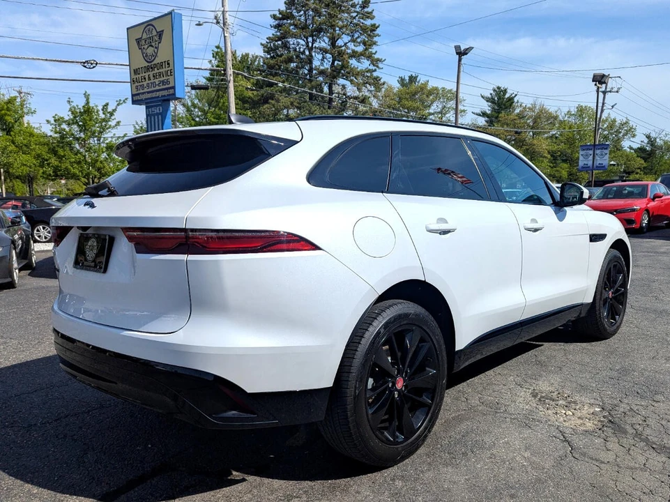 2023 Jaguar F-Pace - Image 7 of 21