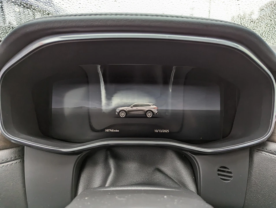 2023 Jaguar F-Pace - Image 18 of 21