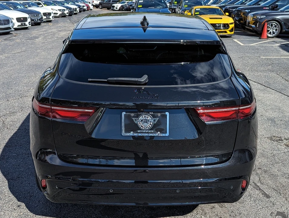 2023 Jaguar F-Pace - Image 8 of 21
