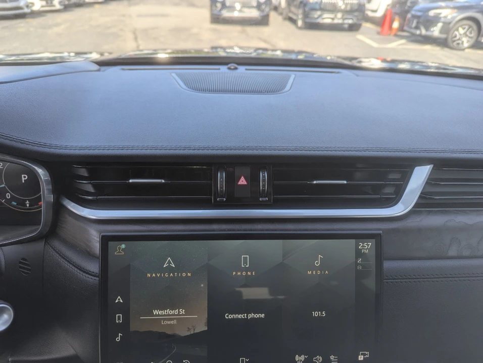 2023 Jaguar F-Pace - Image 21 of 21