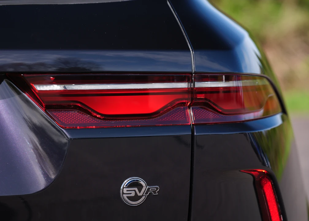 2023 Jaguar F-Pace SVR - Image 24 of 31