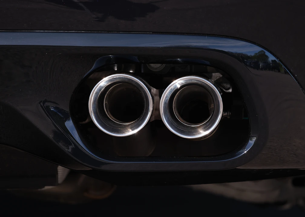 2023 Jaguar F-Pace SVR - Image 28 of 31