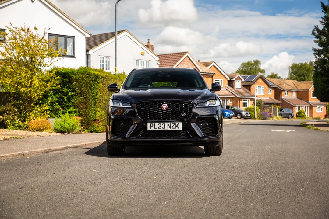 2023 Jaguar F-Pace SVR - Image 10 of 31