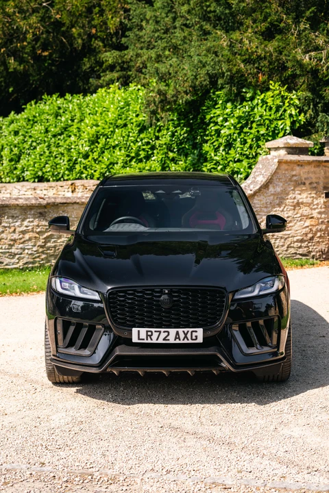 2023 Jaguar F-Pace SVR - Image 23 of 31