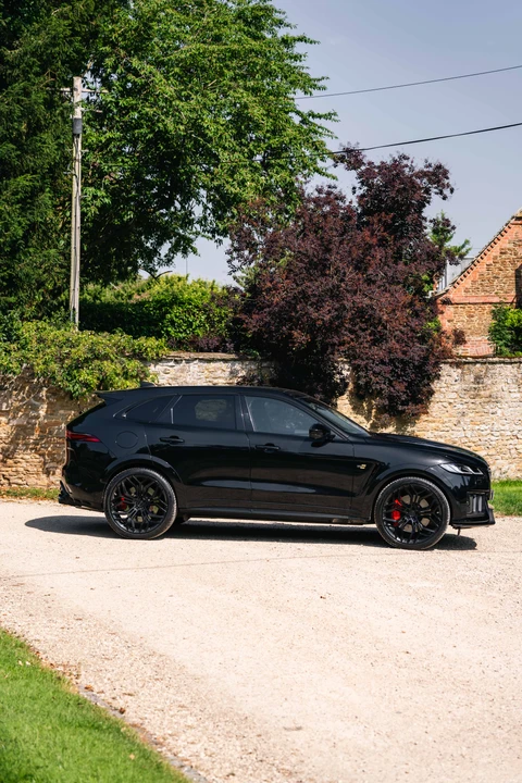 2023 Jaguar F-Pace SVR - Image 30 of 31