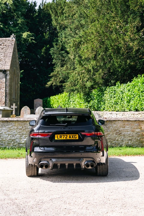 2023 Jaguar F-Pace SVR - Image 28 of 31