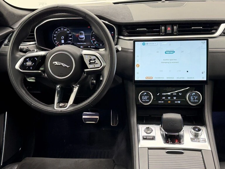 2023 Jaguar F-Pace SVR - Image 5 of 15