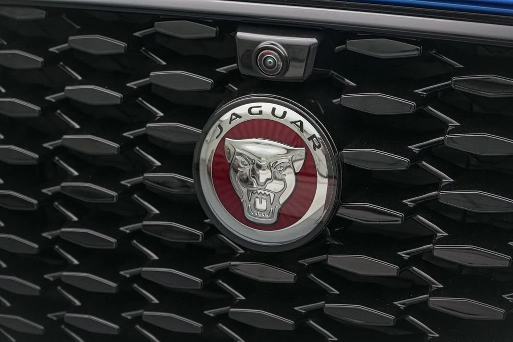 2023 Jaguar F-Pace SVR - Image 15 of 21