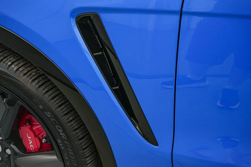 2023 Jaguar F-Pace SVR - Image 17 of 21