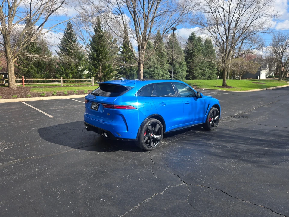 2023 Jaguar F-Pace SVR - Image 13 of 31