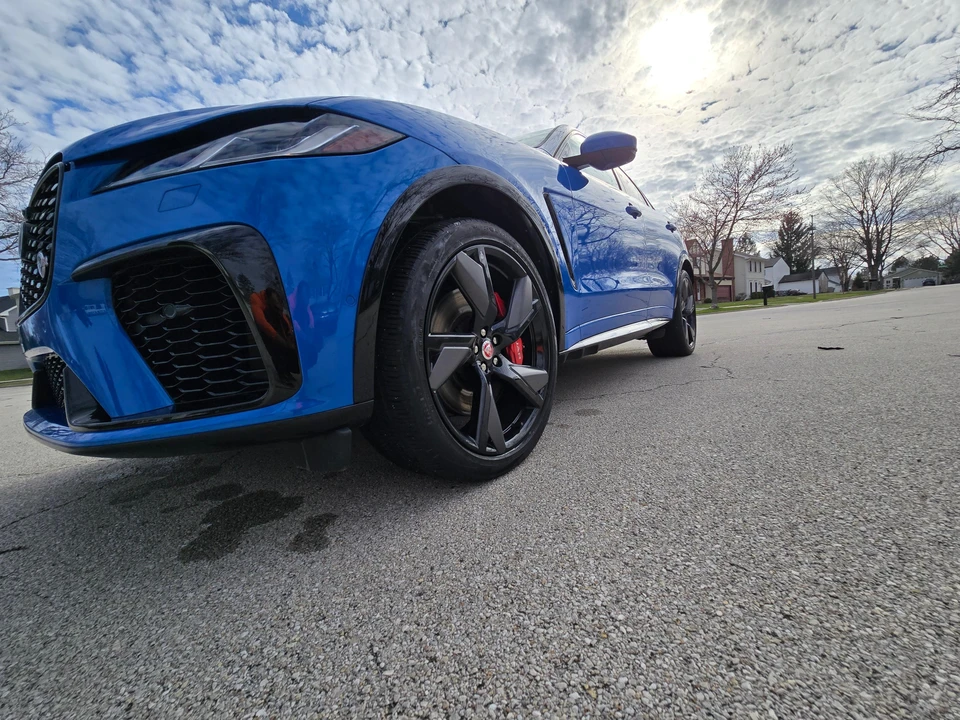 2023 Jaguar F-Pace SVR - Image 22 of 31