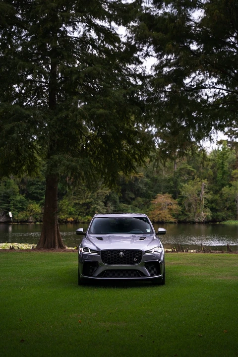 2023 Jaguar F-Pace SVR - Image 2 of 16