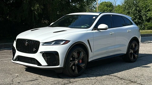 2023 Jaguar F-Pace SVR - Image 2 of 8