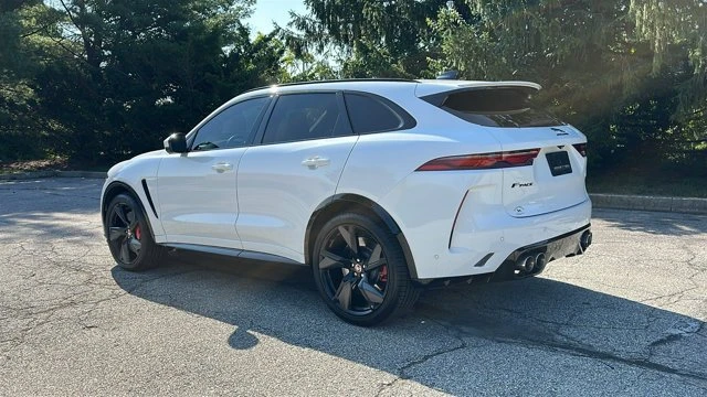 2023 Jaguar F-Pace SVR - Image 4 of 8