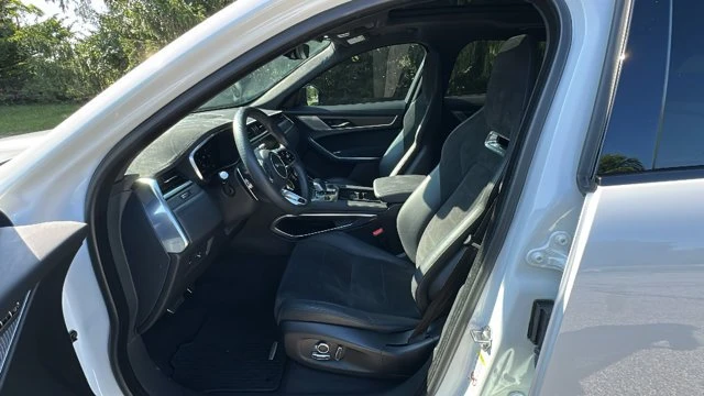 2023 Jaguar F-Pace SVR - Image 5 of 8