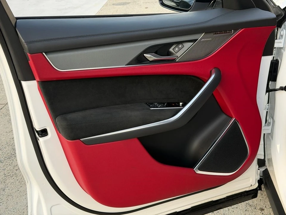 2023 Jaguar F-Pace SVR - Image 14 of 21
