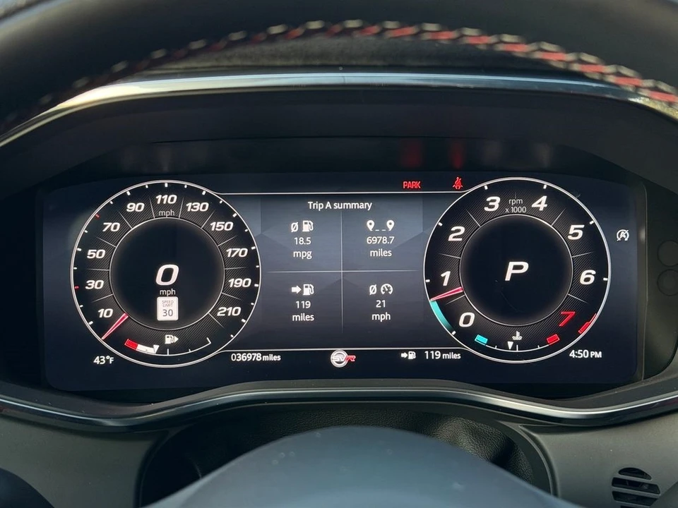 2023 Jaguar F-Pace SVR - Image 18 of 21