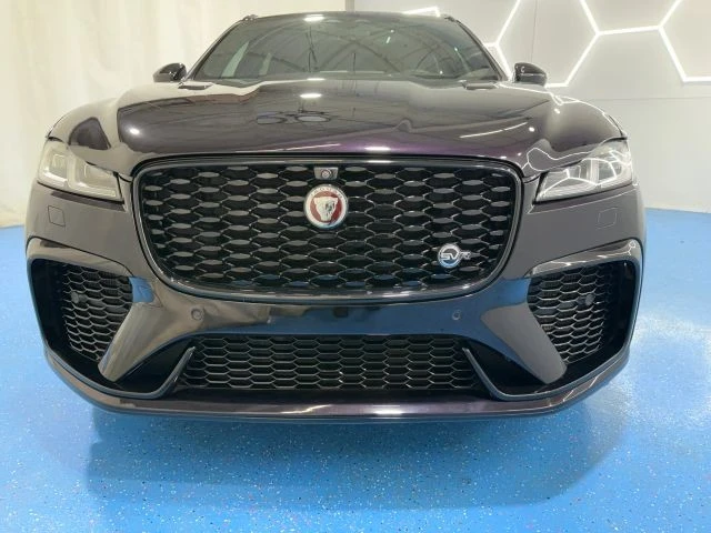 2023 Jaguar F-Pace SVR - Image 9 of 21