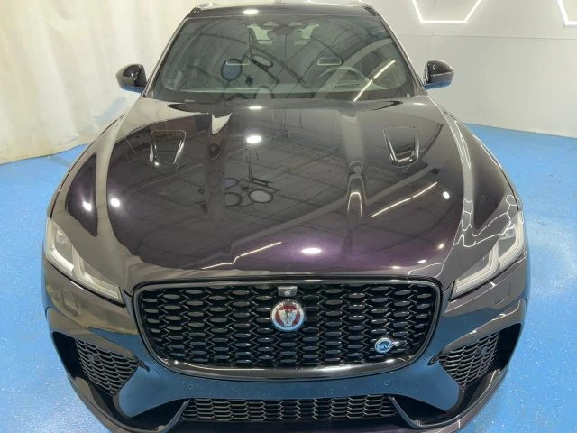 2023 Jaguar F-Pace SVR - Image 10 of 21