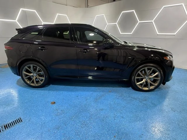 2023 Jaguar F-Pace SVR - Image 3 of 21