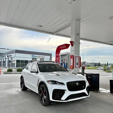 2023 Jaguar F-Pace SVR
