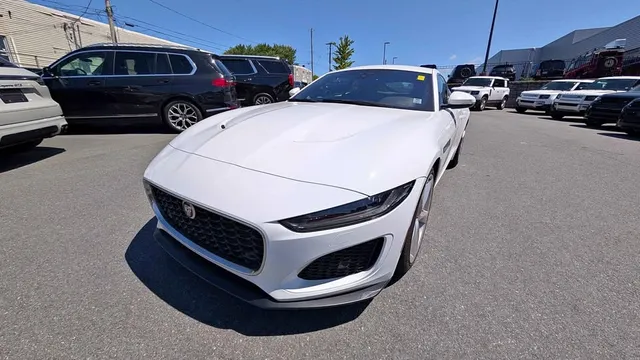 2023 Jaguar F-TYPE P450 V8