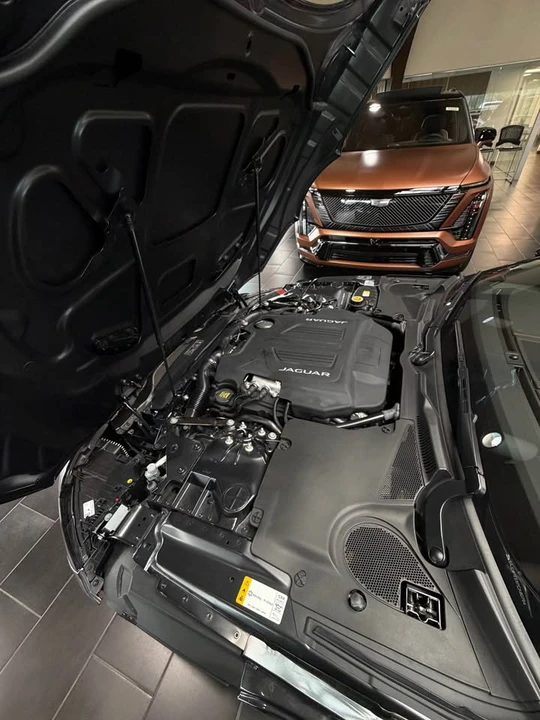2023 Jaguar F-Type 2nd Gen - Image 7 of 8