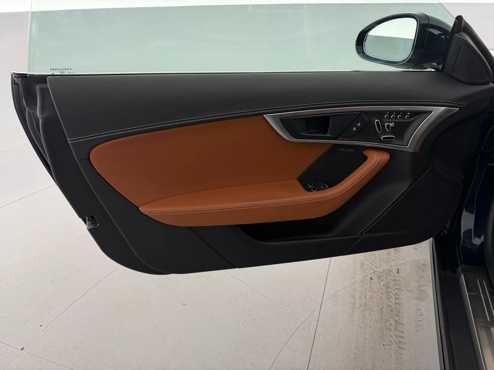 2023 Jaguar F-Type 2nd Gen - Image 4 of 31