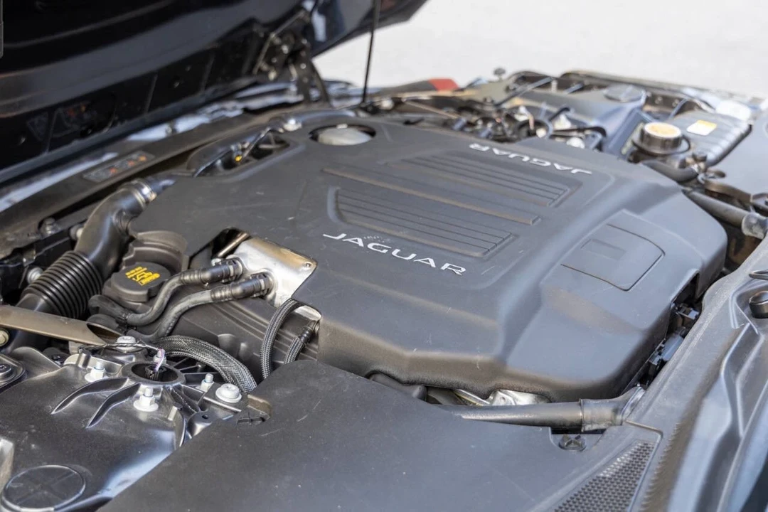 2023 Jaguar F-Type 2nd Gen - Image 15 of 19