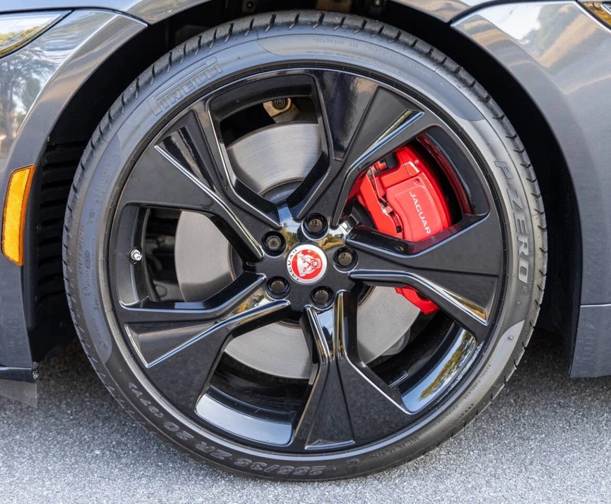 2023 Jaguar F-Type 2nd Gen - Image 13 of 19