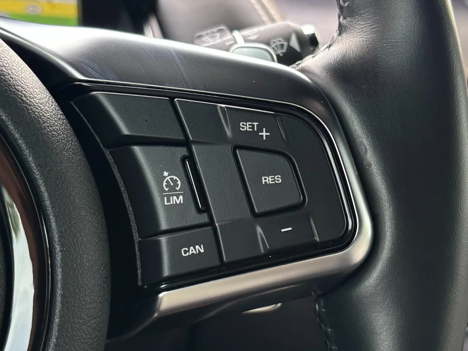2023 Jaguar F-Type 2nd Gen - Image 28 of 31