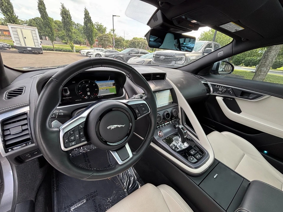 2023 Jaguar F-Type 2nd Gen - Image 11 of 31