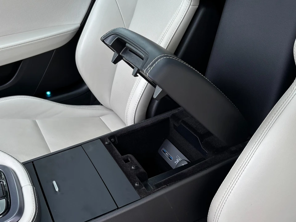 2023 Jaguar F-Type 2nd Gen - Image 14 of 31