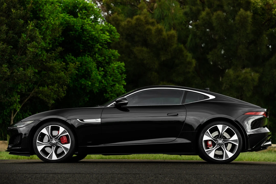 2023 Jaguar F-Type R 2nd Gen - Image 4 of 31