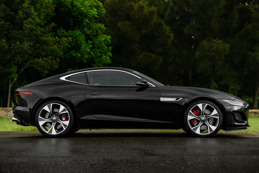 2023 Jaguar F-Type R 2nd Gen - Image 8 of 31