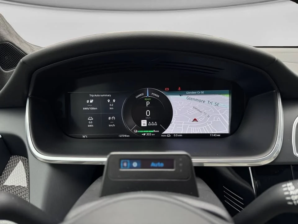 2023 Jaguar I-Pace - Image 13 of 20