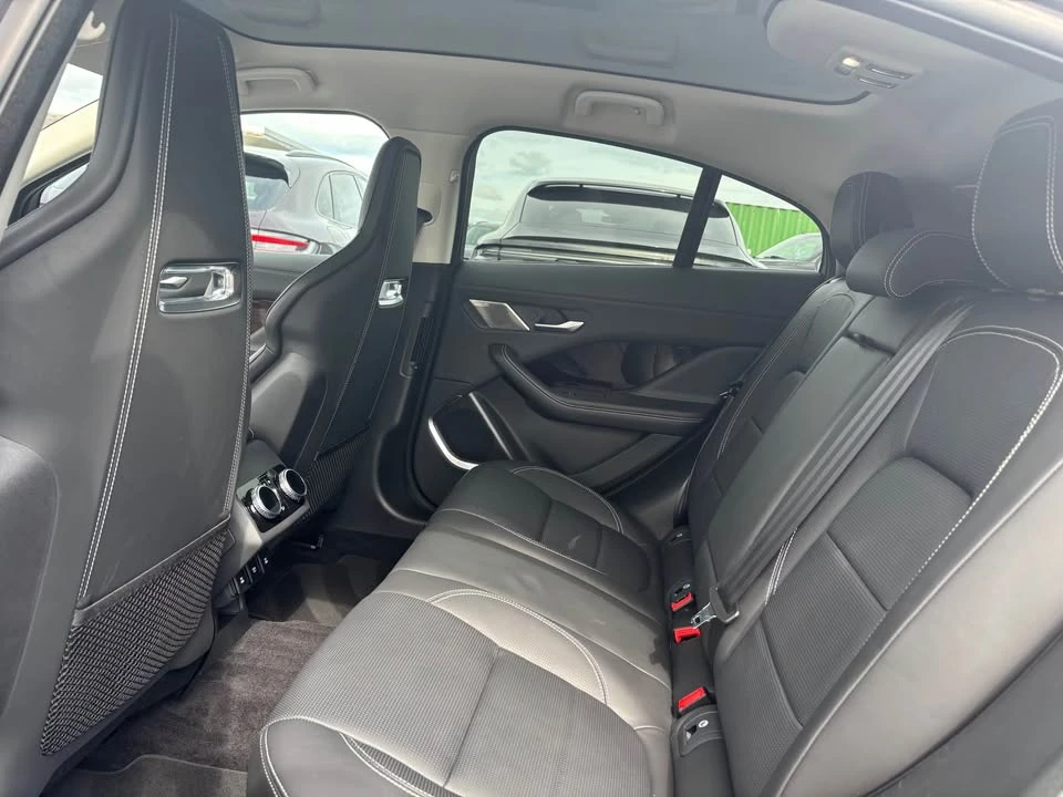 2023 Jaguar I-Pace - Image 10 of 10