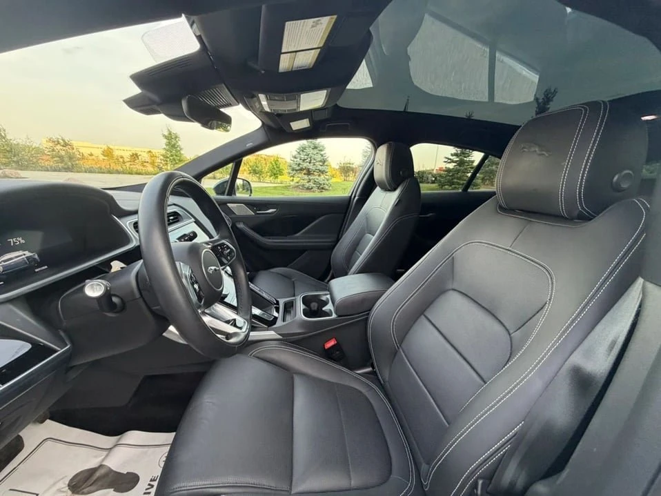 2023 Jaguar I-Pace - Image 14 of 20
