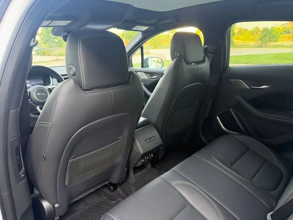 2023 Jaguar I-Pace - Image 16 of 20