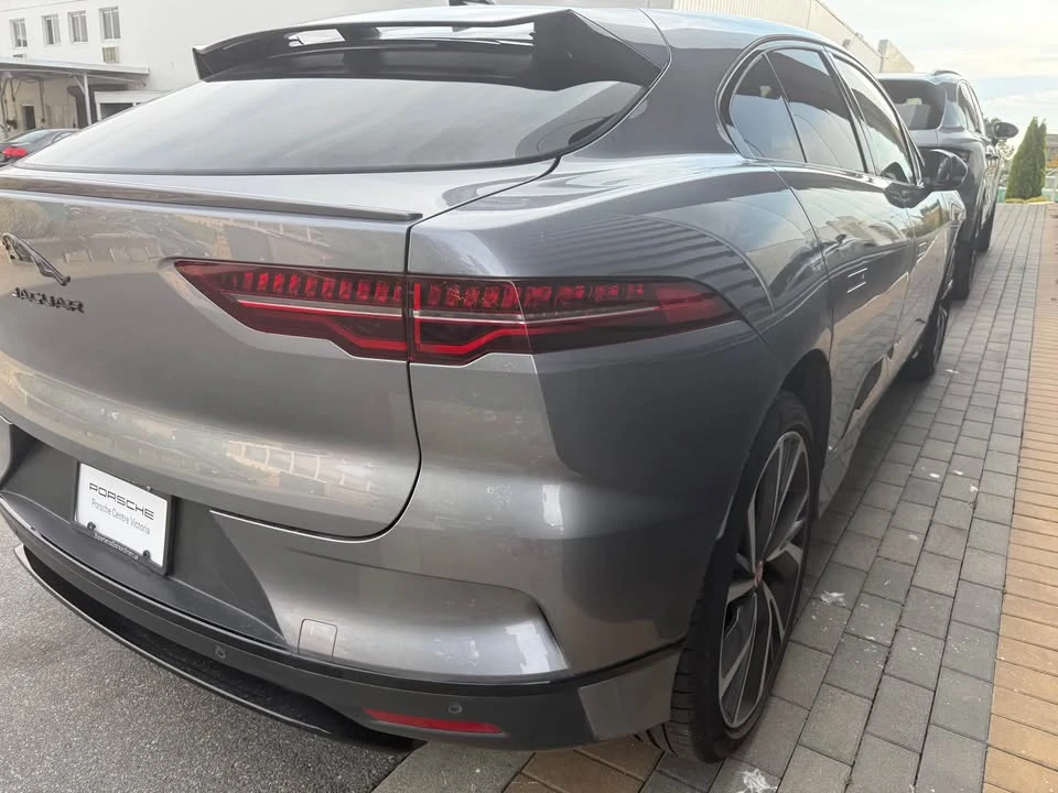 2023 Jaguar I-Pace - Image 4 of 7