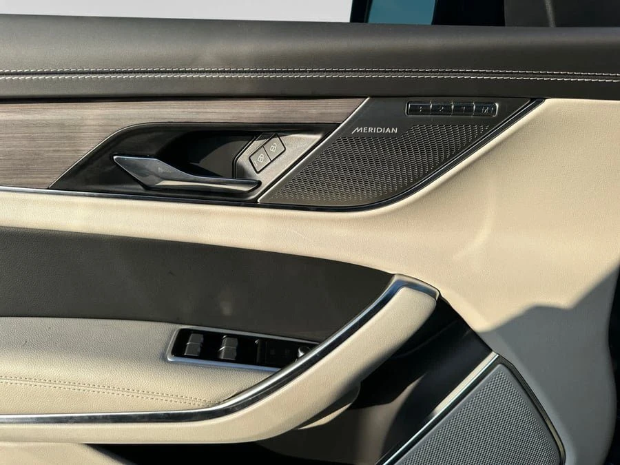 2023 Jaguar X260 XF - Image 12 of 17