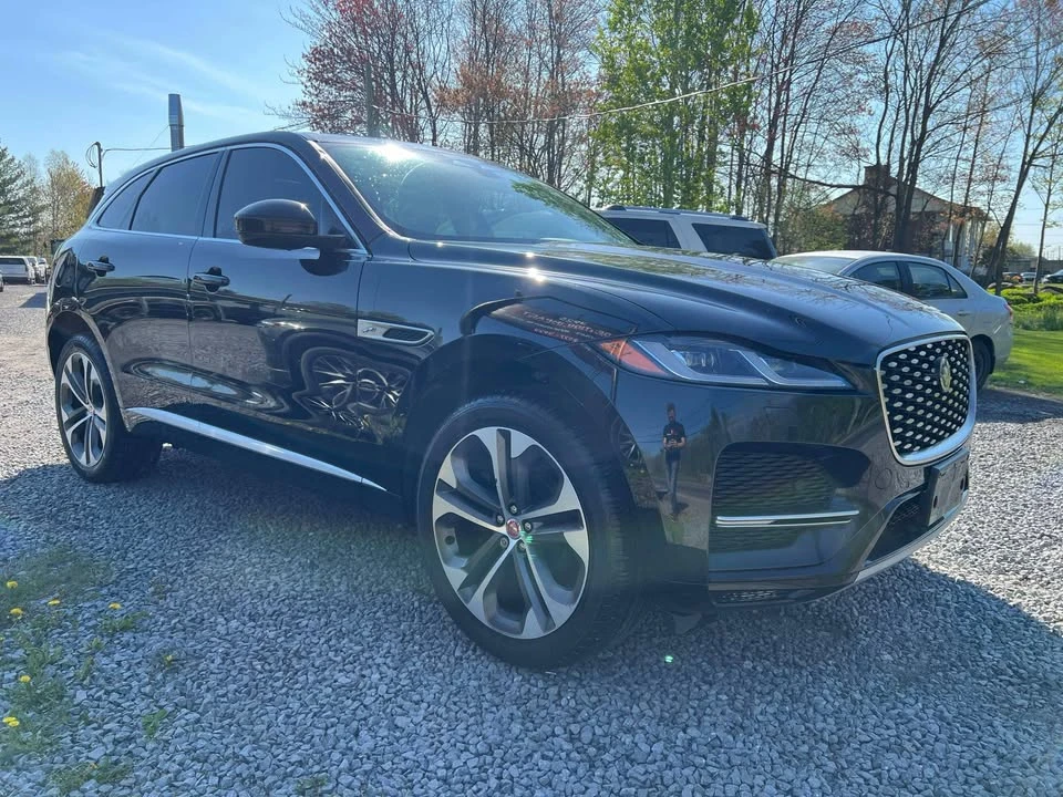 2023 Jaguar F-Pace - Image 4 of 19