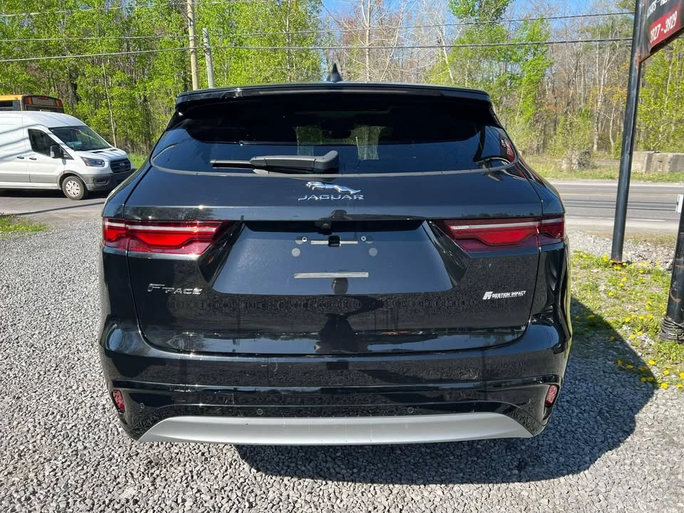 2023 Jaguar F-Pace - Image 6 of 19