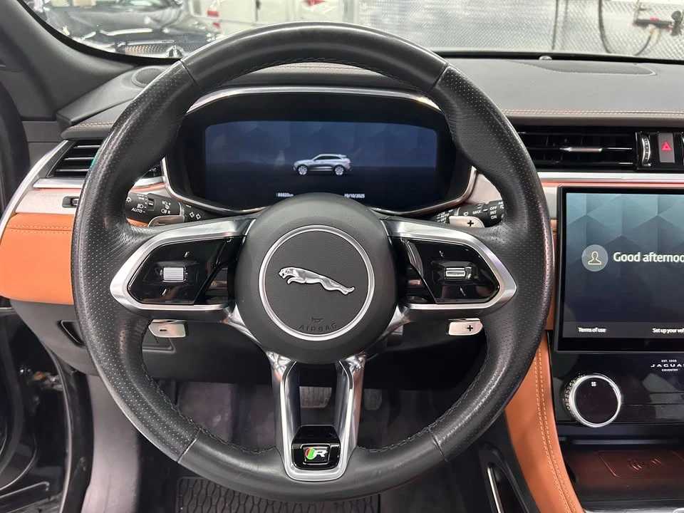 2023 Jaguar F-Pace - Image 8 of 20