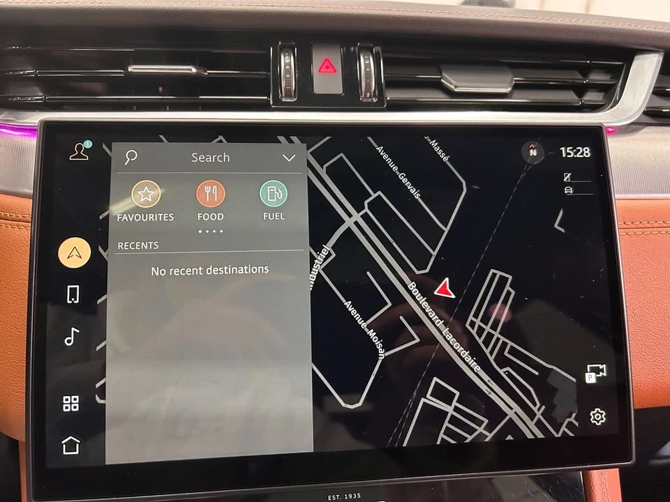 2023 Jaguar F-Pace - Image 14 of 20
